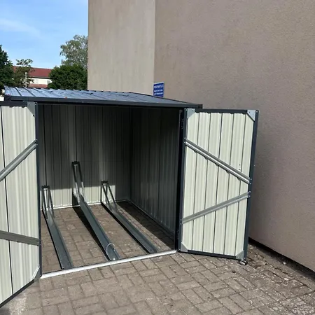 Apartment 45 - Moderne 2 Zimmer-wohnung Ruhige Lage Nahe Zentrum Und Bahnhof Mit Küche, Wlan Und Komfort *